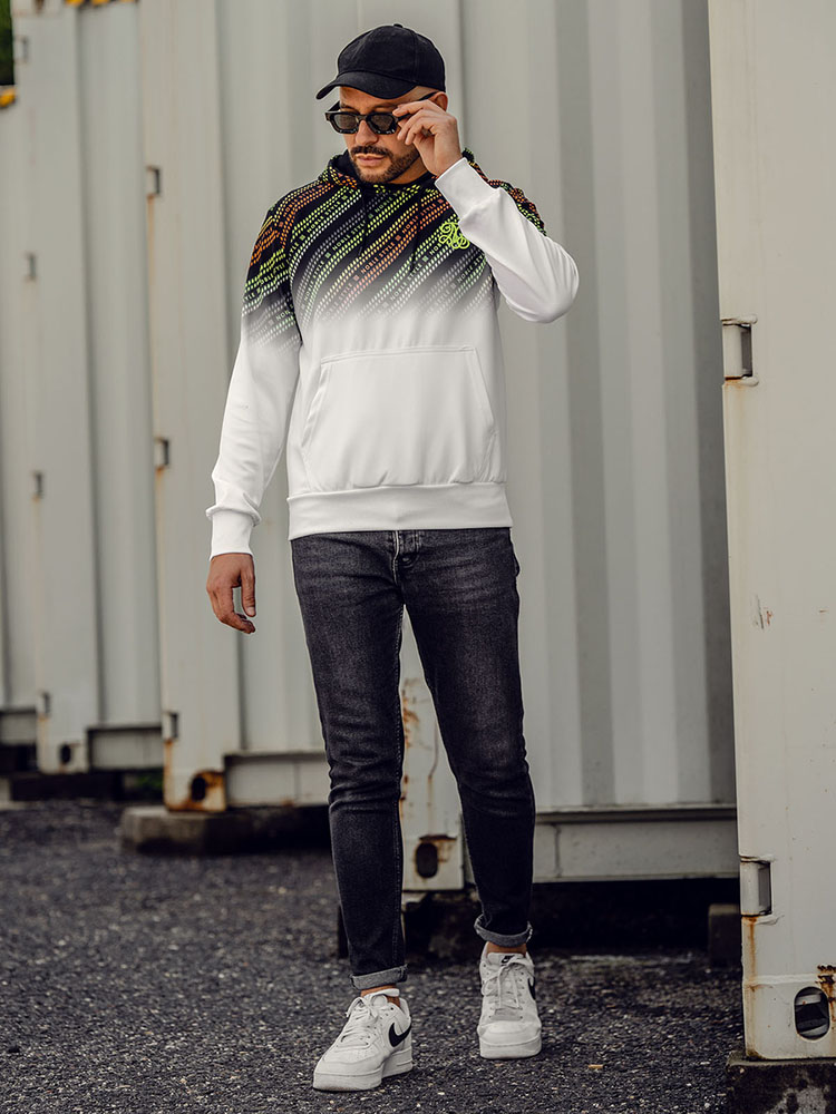 Biala-z-nadrukiem-bluza-meska-z-kapturem-Denley