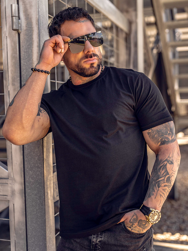 Czarny-bawelniany-t-shirt-meski-bez-nadruku-Bolf