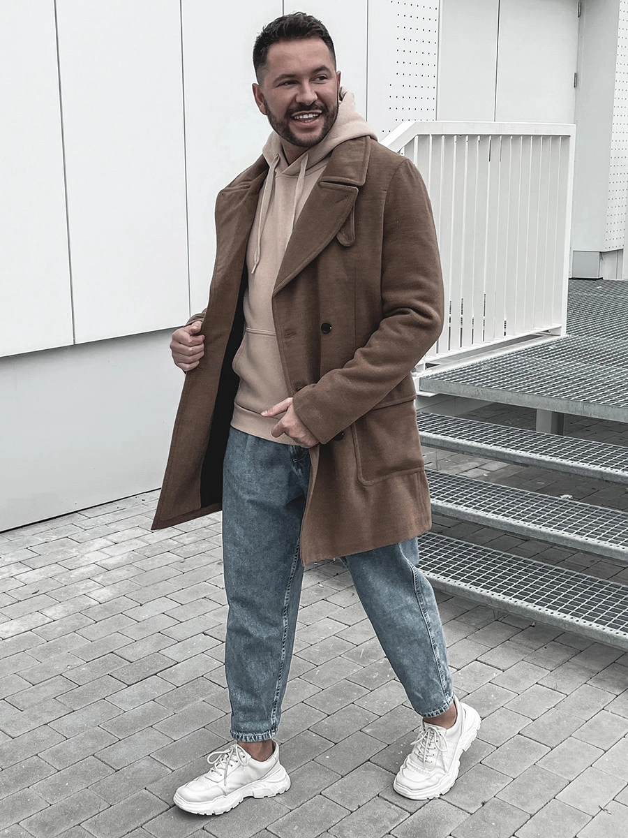 Plaszcz-dwurzedowy-meski-zimowy-camelowy-z-wysokim-kolnierzem-Denley