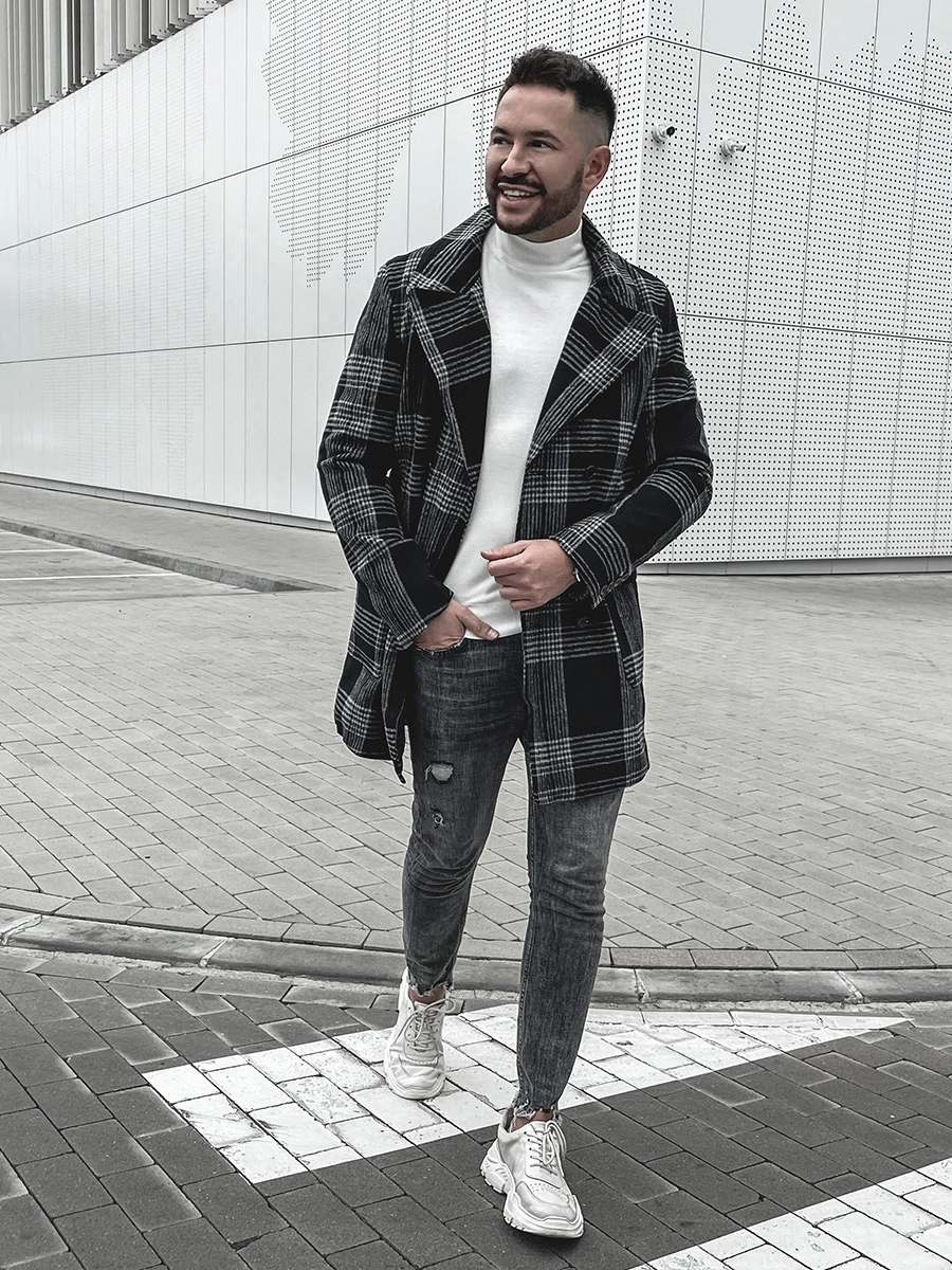 Czarny-ocieplany-plaszcz-meski-zimowy-w-krate-Denley