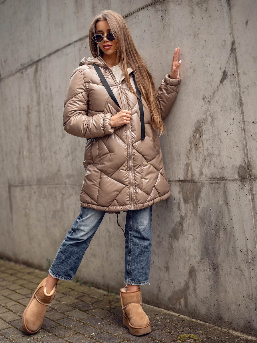 Camelowa-dluga-pikowana-kurtka-plaszcz-damska-zimowa-z-kapturem-Denley