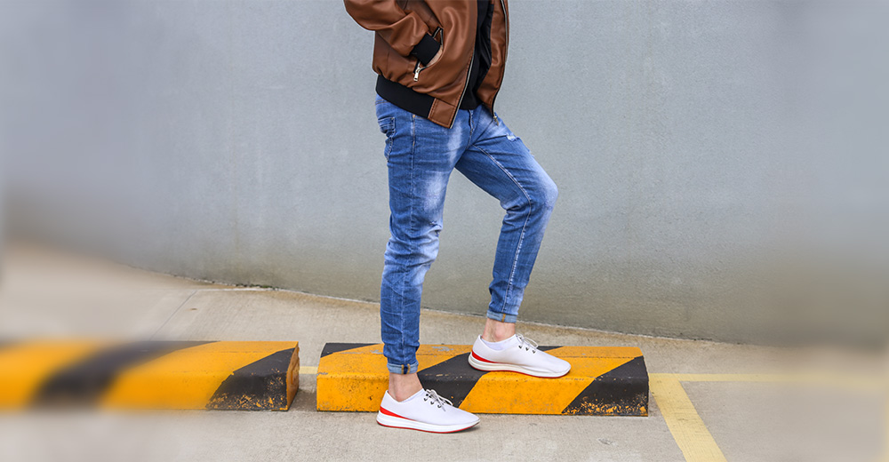 Jak zwęzić spodnie w pasie? Przydatne wskazówki