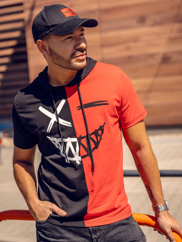 Czarno-czerwony bawełniany t-shirt męski z nadrukiem z kapturem Bolf 8T981A